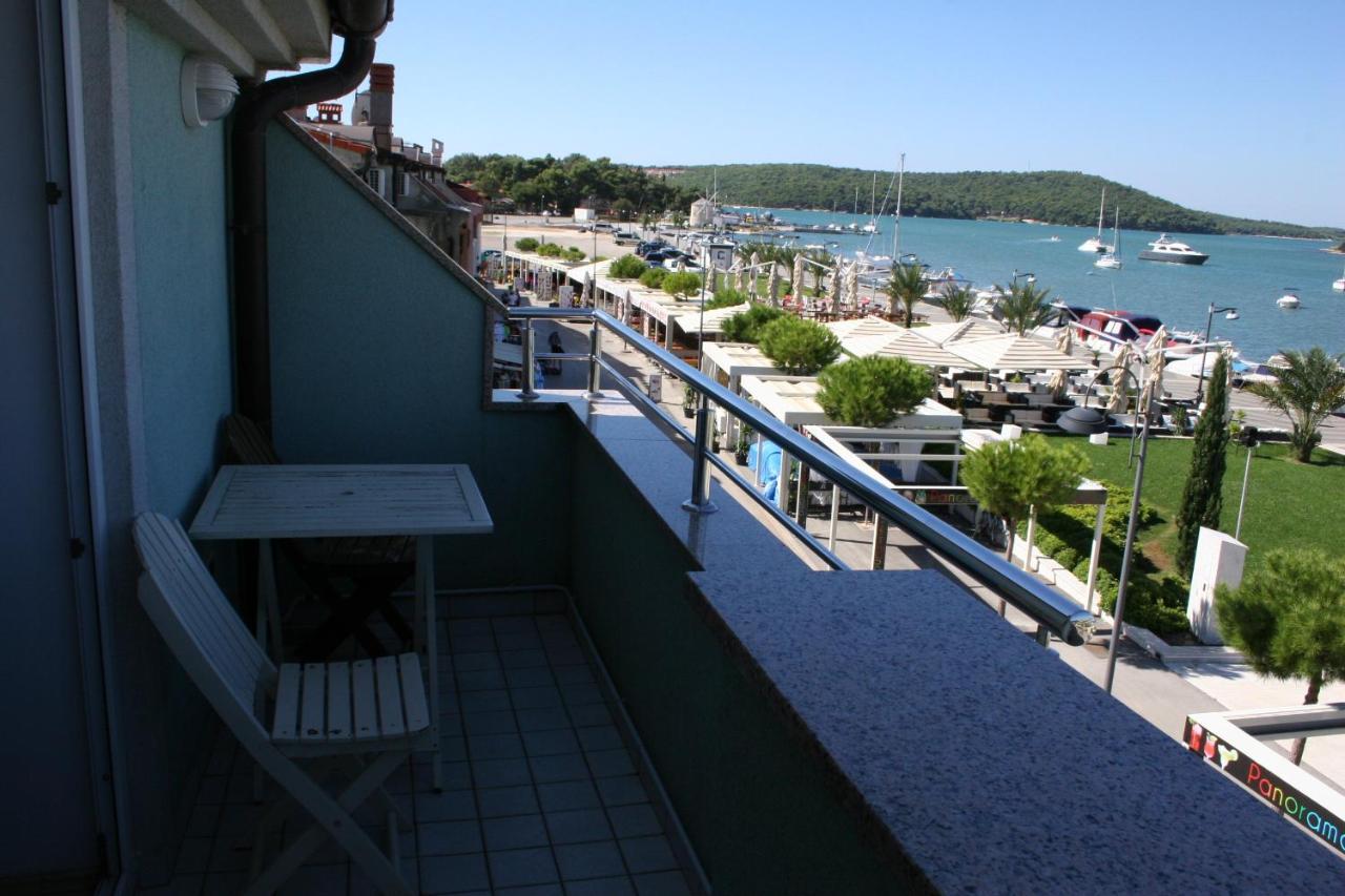 Apartments Riva Medulin Exterior foto